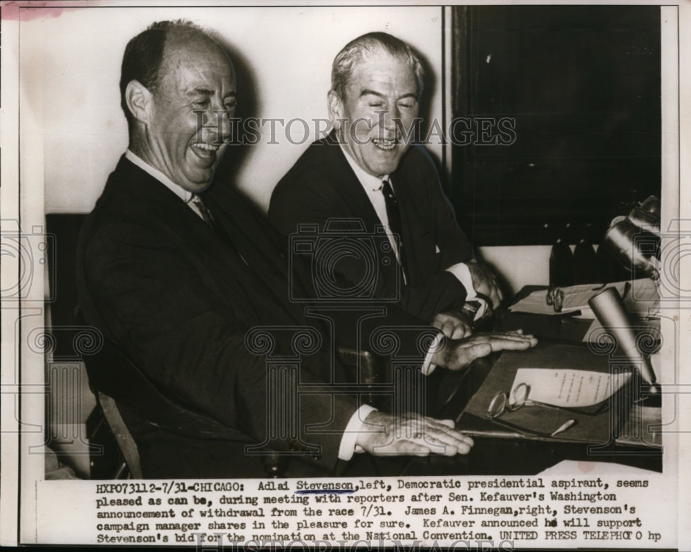 1956 Press Photo Adlai Stevenson Smiling as Kefauver Drops Out of Race