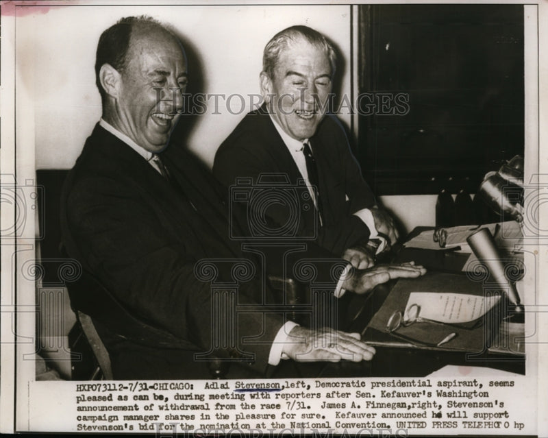 Load image into Gallery viewer, 1956 Press Photo Adlai Stevenson Smiling as Kefauver Drops Out of Race
