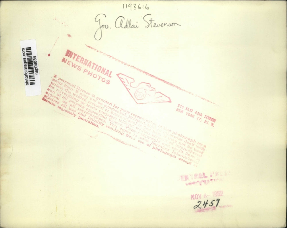 1952 Press Photo Gov Adlai Stevenson - nep08836