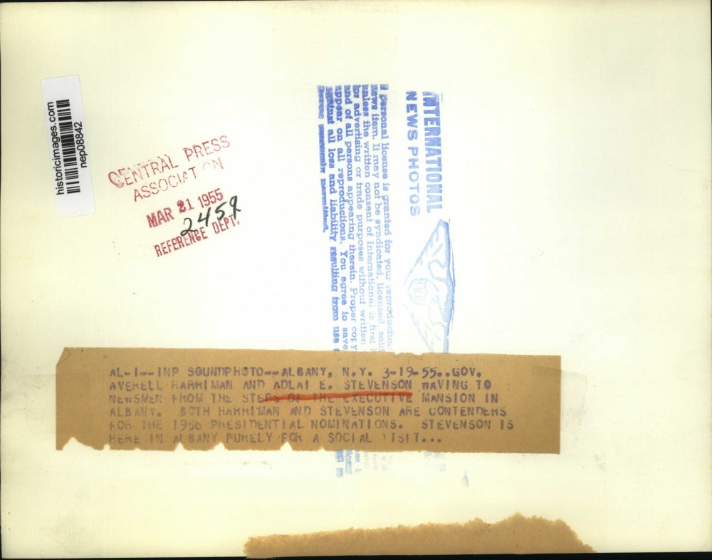 1955 Press Photo Gov Averell Harriman & Adlai Stevenson Waving to Newsmen