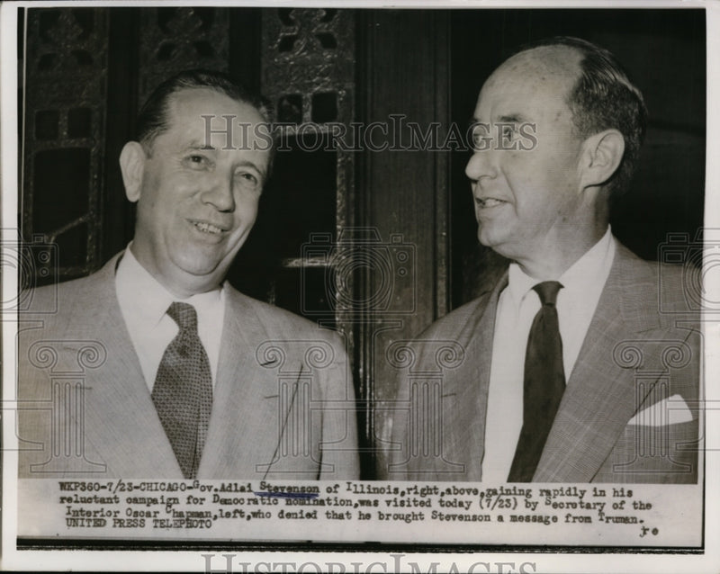 Load image into Gallery viewer, 1952 Press Photo Adlai Stevenson Visited by Oscar Chapman Secretary of Interior
