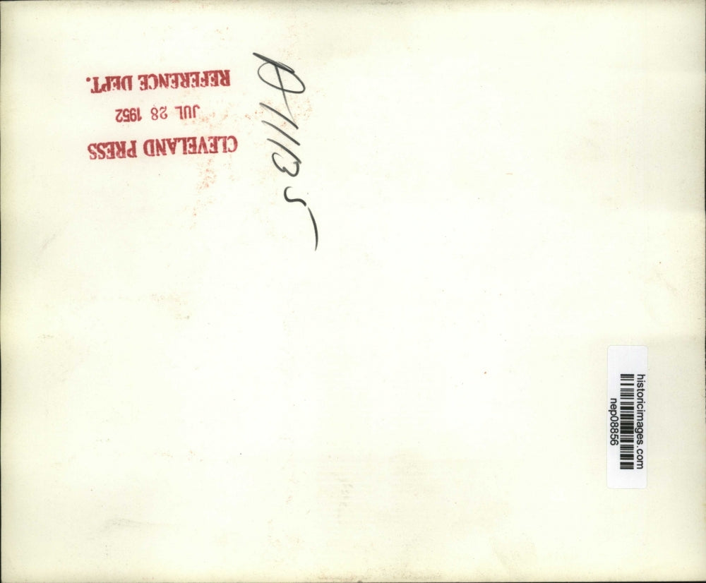 1952 Press Photo Harry Truman Presents Adlai Stevenson Gold Delegates Badge