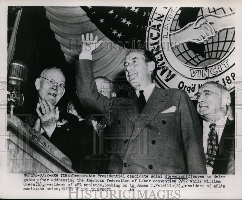 Load image into Gallery viewer, 1952 Press Photo Adlai Stevenson Addresses American Federation of Labor
