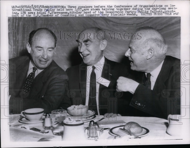Load image into Gallery viewer, 1958 Press Photo Adlai Stevenson, Philip Talbott &amp; Sinclair Weeks at Conference
