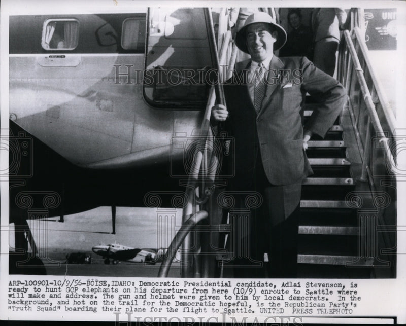 Load image into Gallery viewer, 1956 Press Photo Adlai Stevenson Democratic Presidential Candidate in Boise
