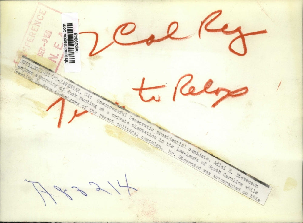 1966 Press Photo Ex Presidential candidate Adlai Stevenosn hunts in GA