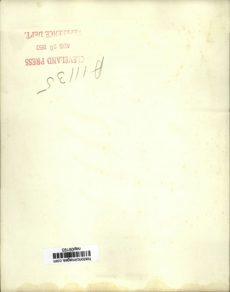 1952 Press Photo Adlai Stevenson Boards Plane at O'Hare Field - nep09193