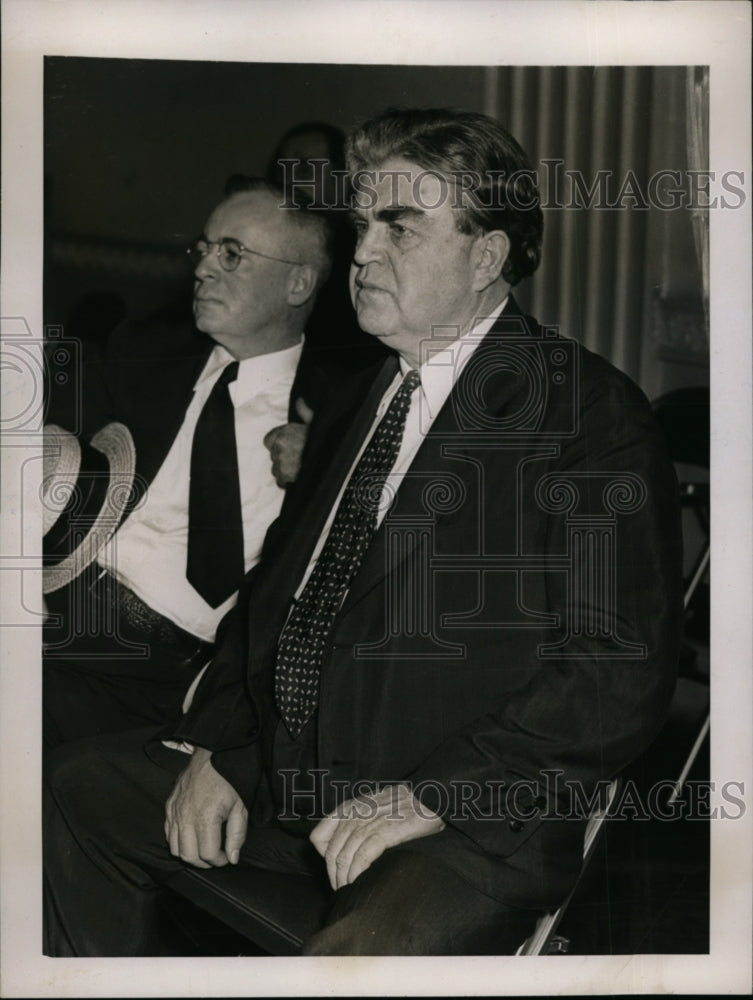 Load image into Gallery viewer, 1937 Press Photo John L Lewis &amp; Thomas Kennedy Listen to NLRB Hearing
