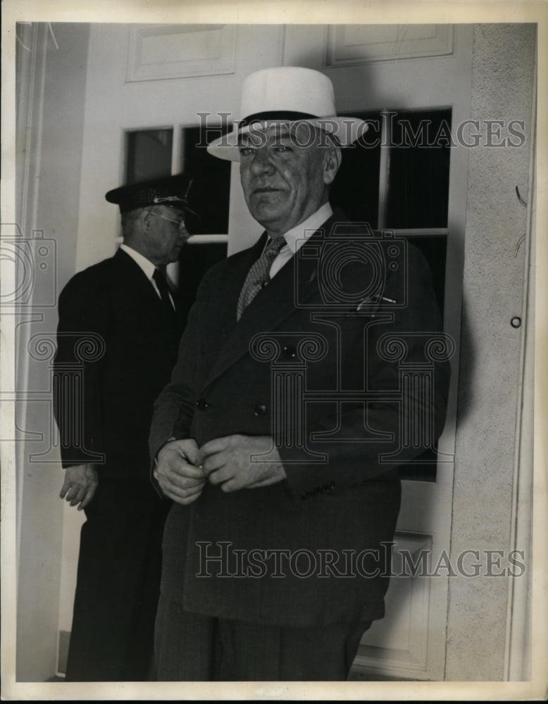 1935 Press Photo General Hugh S Johnson Former Head of NRA Leaving White House