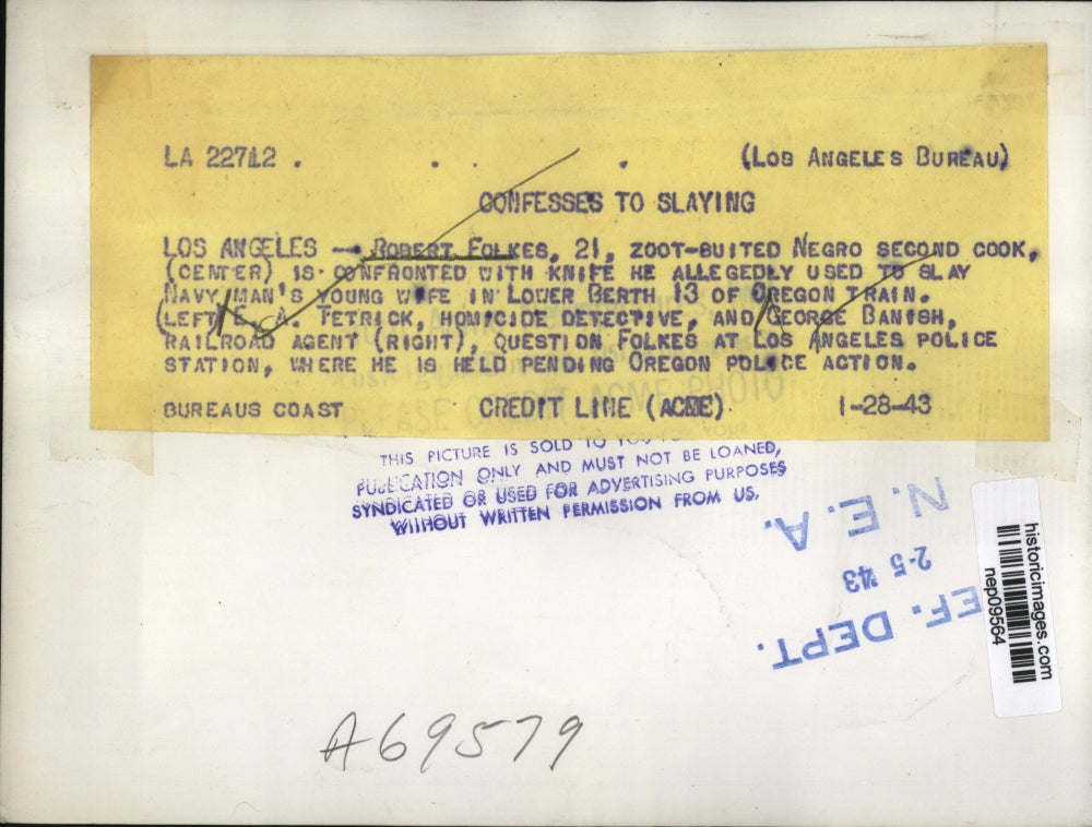 1943 Press Photo Robert Folkes Interrogated for Murder of Navy Man's Wife