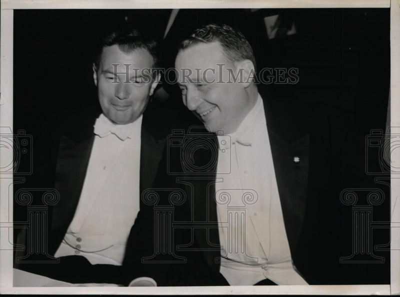 Load image into Gallery viewer, 1938 Press Photo Robert Jackson &amp; Gov George Earle at State Dinner for Royalty
