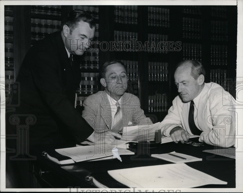 Load image into Gallery viewer, 1941 Press Photo Millard Tydings Testifies in Senate Judiciary Subcommittee
