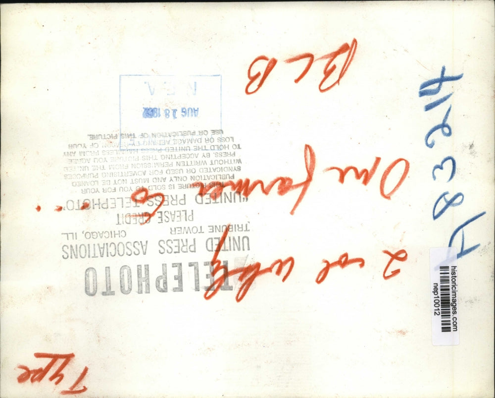 1952 Press Photo Adlai Stevenson w/ Steer at Springfield, IL State Fair