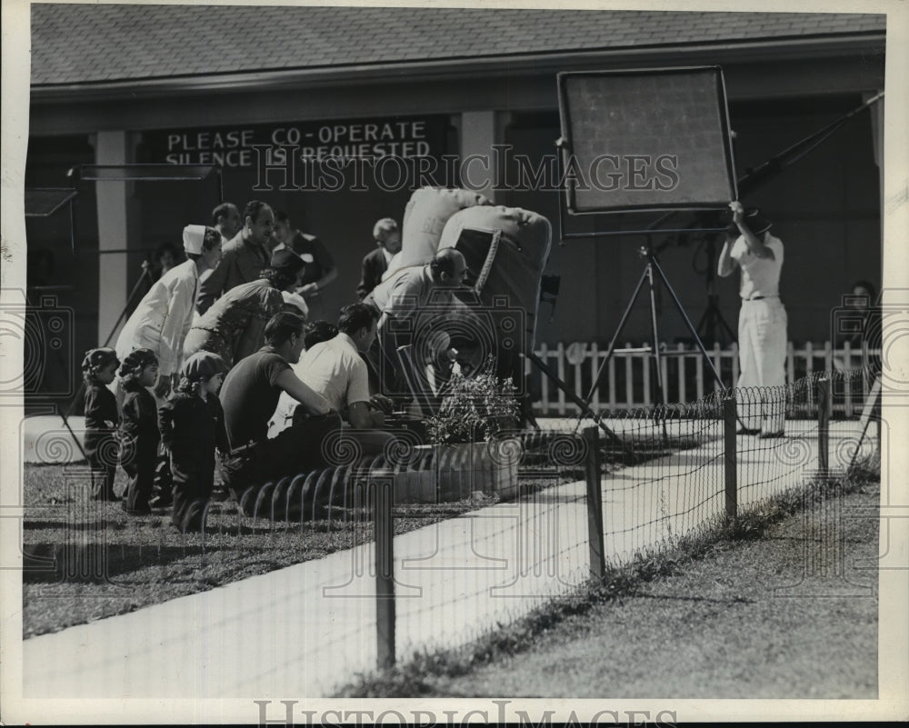 1936 Press Photo Filming taking place at the Dionne Nursery - nera11796- Historic Images