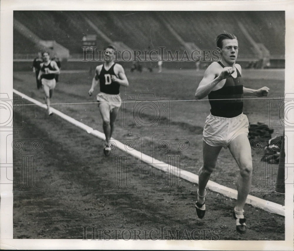 1939 Press Photo John Bredinger of Penn wins run in meet with Dartmouth.- Historic Images