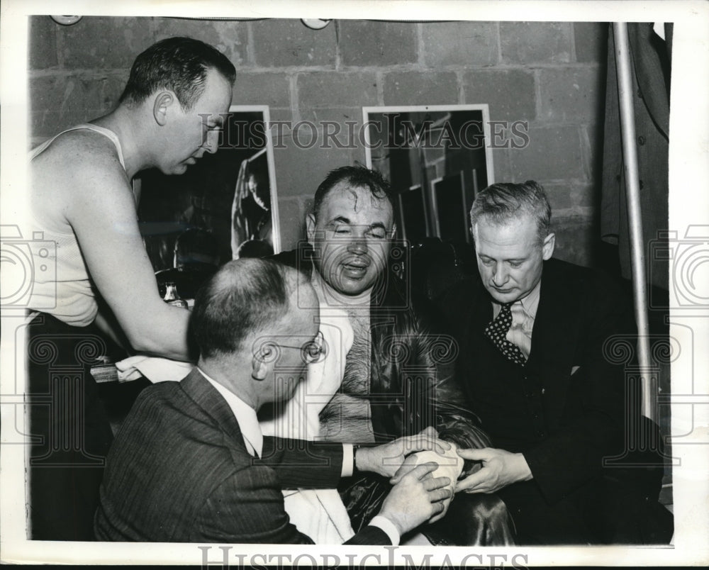 1941 Press Photo Wash DC Mgr Jim Frane, Dr M McLean, Dr M Stern &amp; Tony Galento- Historic Images