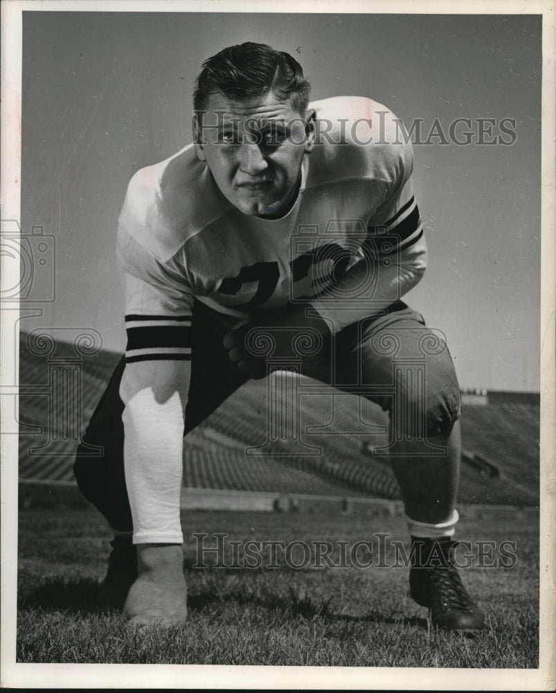 1954 Press Photo Charles Kubes guard for U of Mn football - nes25560- Historic Images