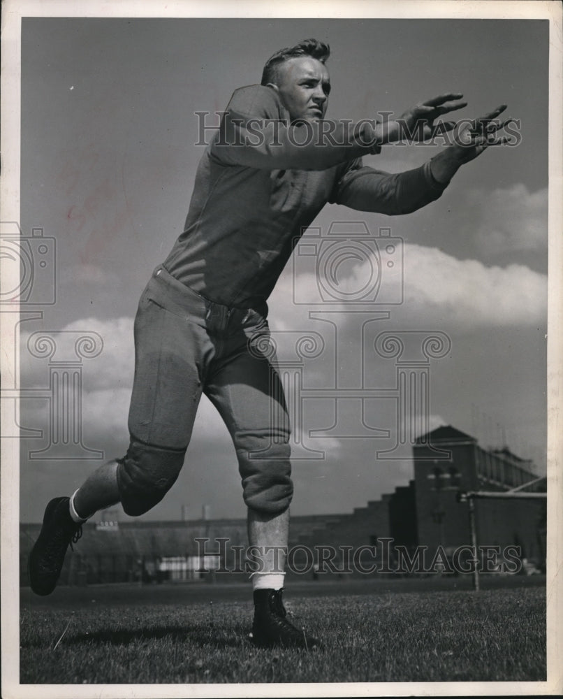 1947 Press Photo Univ of Mn QB Bill Thiele - nes25774- Historic Images