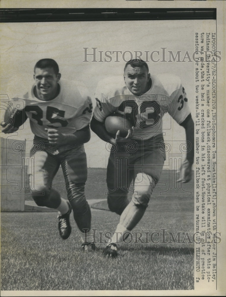 1962 Press Photo Bloomington Ind Soph Tom Nowatzke &amp; Sen Jim Bailey Ind U- Historic Images