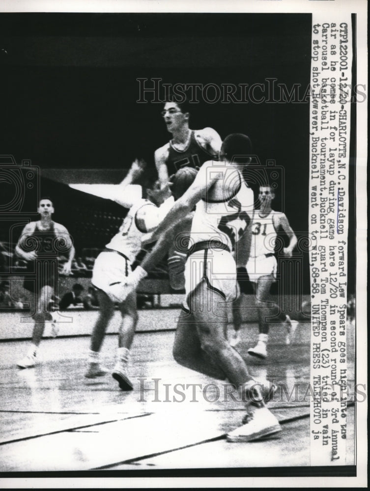 1957 Press Photo Charlotte Ind Davidsons Lew Spears vs Bucknell&#39;s Tom Thompson- Historic Images