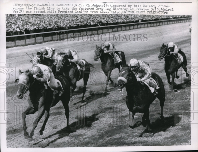Load image into Gallery viewer, 1958 Press Photo Jamaica NY B Boland on Oh Johnny vs Admiral Vee - nes25950
