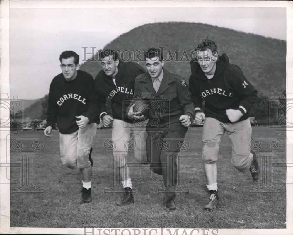 1945 Press Photo NY Cpl John Mucciacciano, J Rokowski, J Skawski,J Woznicki- Historic Images