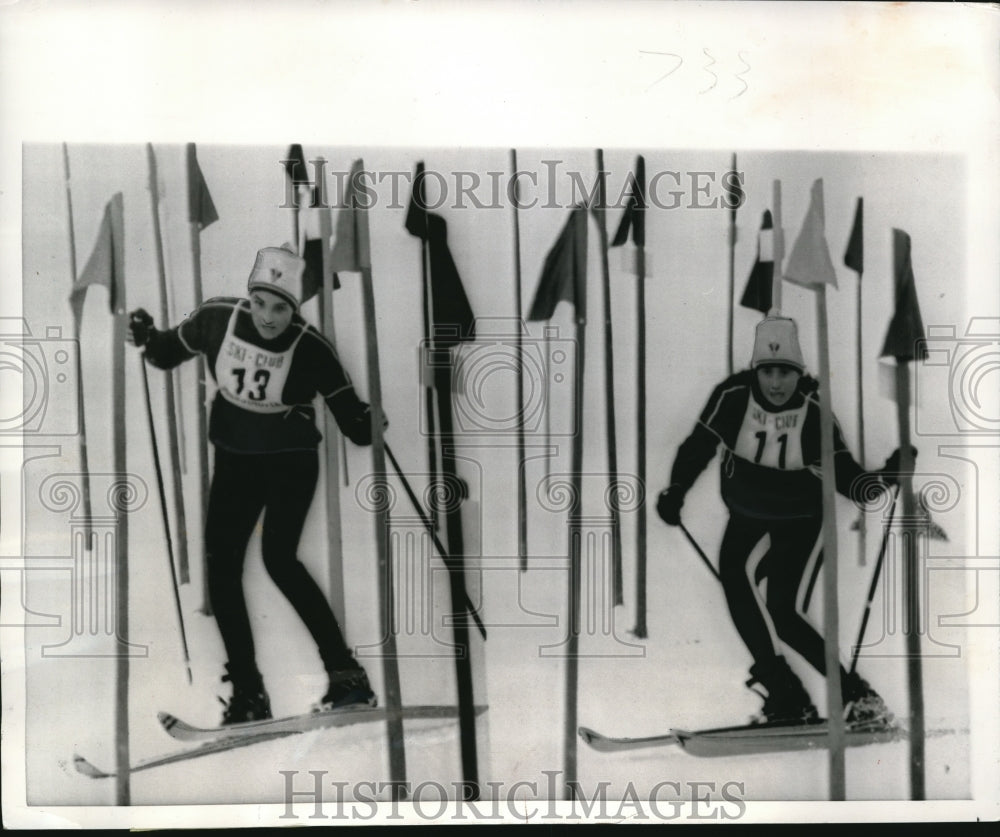 1966 Press Photo Oberstaufen Germany Christine &amp; Marielle Goitschel slalom- Historic Images