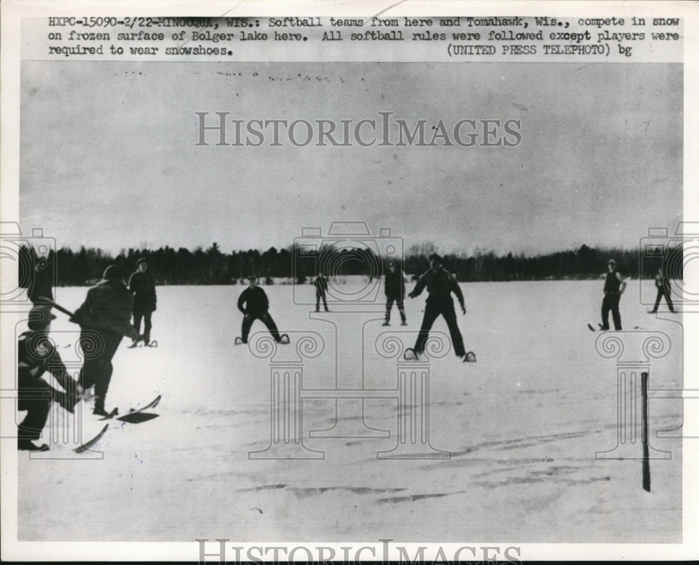 1952 Press Photo Minoqua Wis men play softball on Bolger lake on ice - nes26609- Historic Images