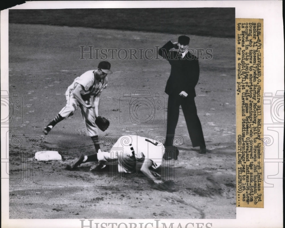 1951 Press Photo Cleveland Ohio Ump Bill McKinley , Indian Al Rosen vs Browns- Historic Images