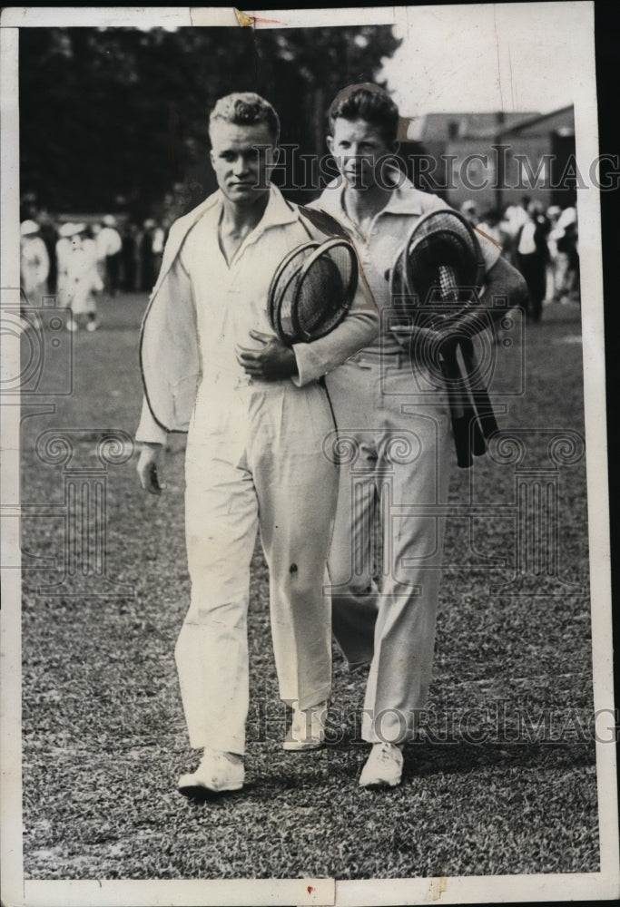 1934 Press Photo Gene Mako, Don Budge at Natl Tennis Doubles Philadelphia Pa- Historic Images