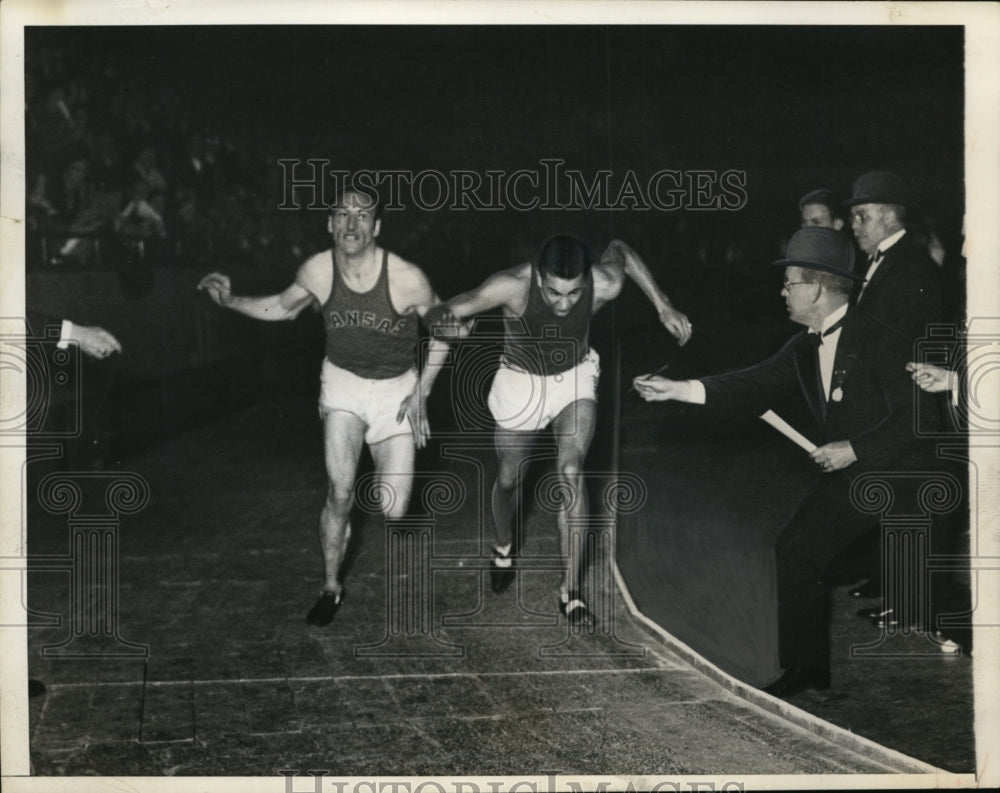1933 Press Photo Jim Venzke & Glenn Cunningham in track meet race - nes27885- Historic Images