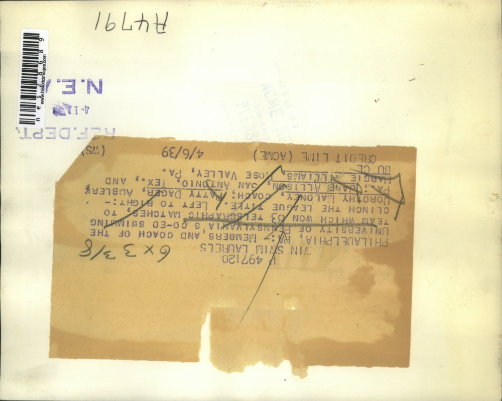 1939 Press Photo Philadelphia U of PA coed swim team D Maloney, P Dager