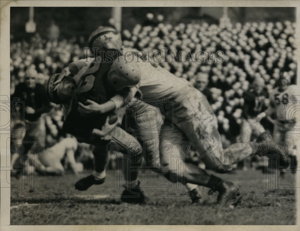 1945 Press Photo Great Lakes Ill Purdue vs Frank Ashenbrenner vs Navy- Historic Images