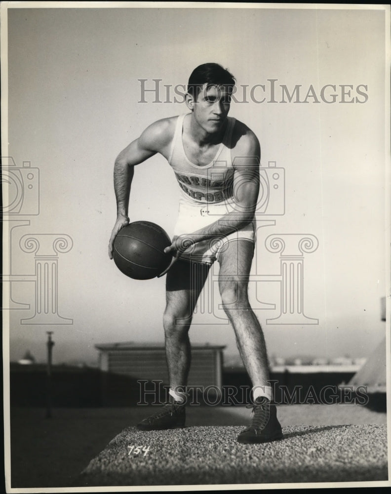 1934 Press Photo Capt Sax Elliot foward Univ of Southern Calif - nes29699- Historic Images