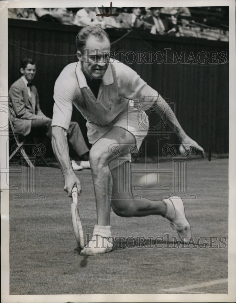 1939 Press Photo Brookline Mass Gene Mako at Longwood Bowl tennis - nes29750- Historic Images