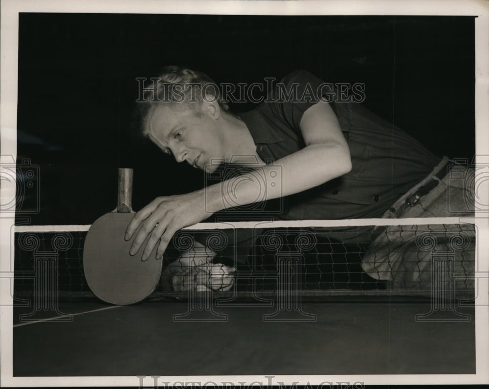 1941 Press Photo Bill Price at 11th National Table Tennis match in NYC- Historic Images