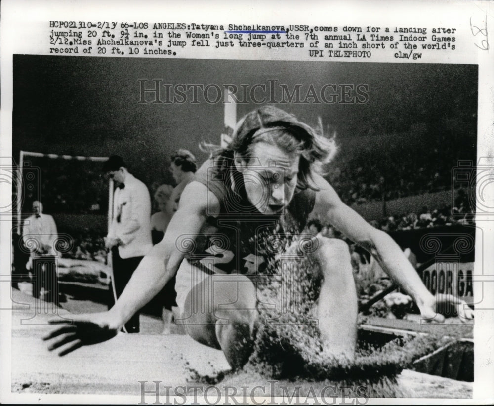 1966 Press Photo LA Calif Tatyana Shchelkanova long jumps 20&#39;9 1/4&quot; - nes29879- Historic Images