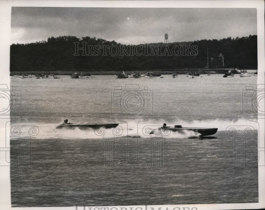 1940 Press Photo Northport NY Gold Cup races Gray Goose & driver GC Cannon- Historic Images
