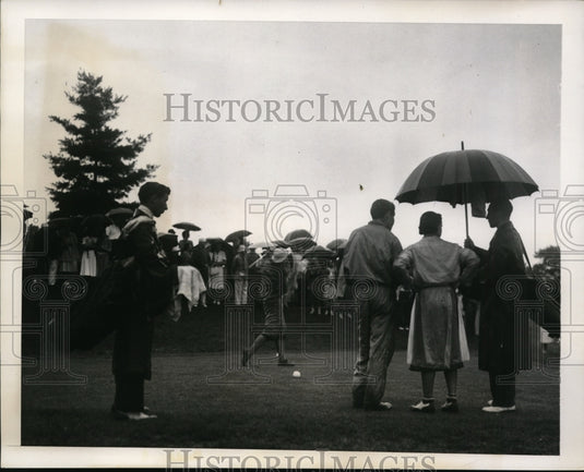 1936 Press Photo Betty Jameson drives deom 10th green in semi-final match- Historic Images