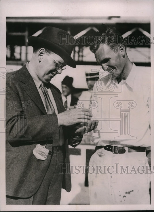 1936 Press Photo Tommy Milton winner of Indy 500 in 1921 & 1923 & Rex Mays- Historic Images