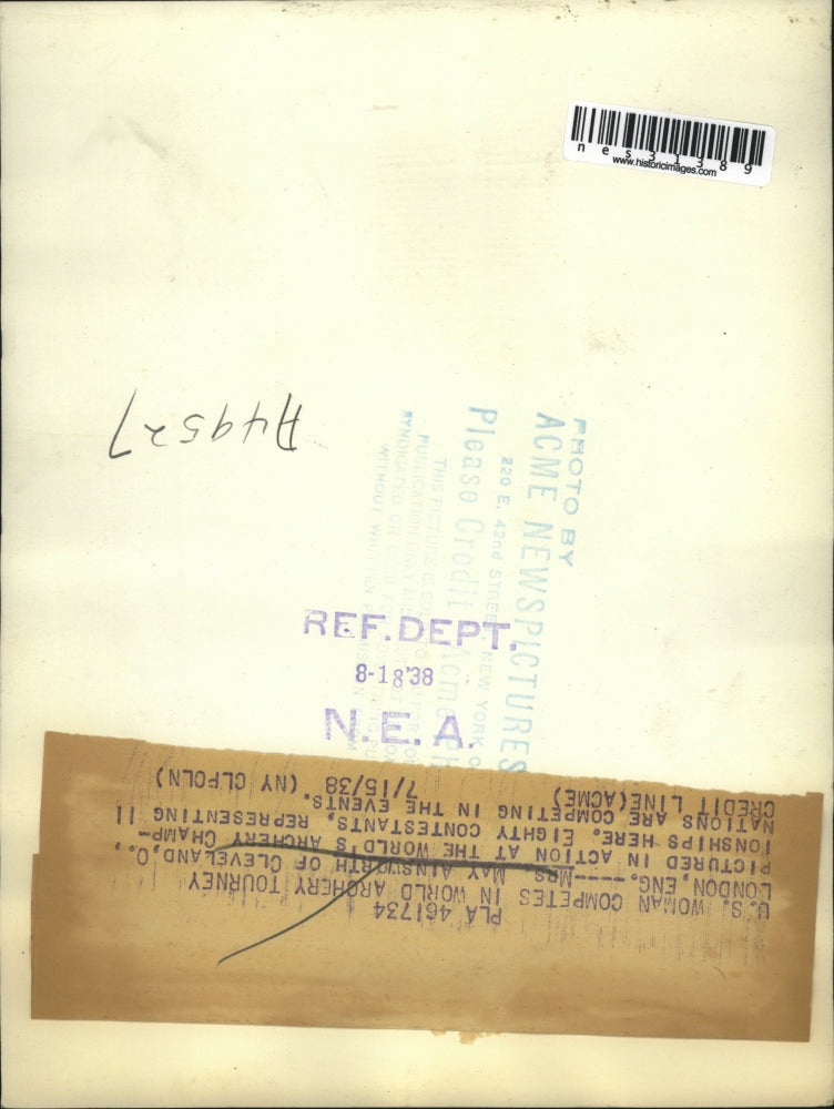 1938 Press Photo London England Mrs May Ainsworth at Archery Championships