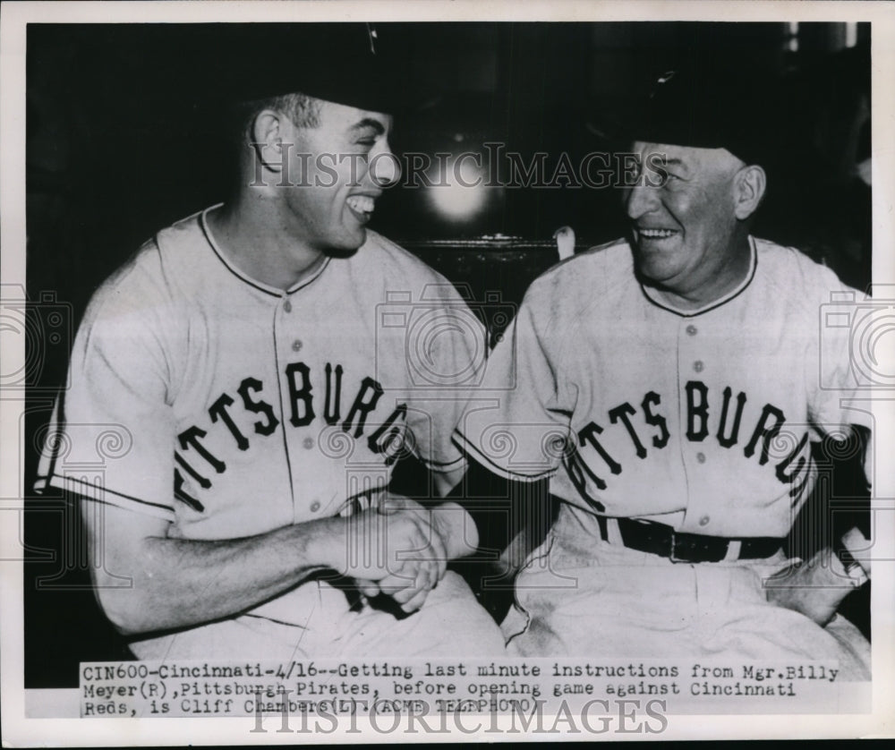 1951 Press Photo Cinncinati, Pirates mgr Billy Meyer &amp; Cliff Chambers- Historic Images