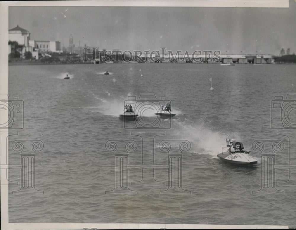 1936 Press Photo Boats in Class A race on Burnham Park Lagoon in Chicago- Historic Images