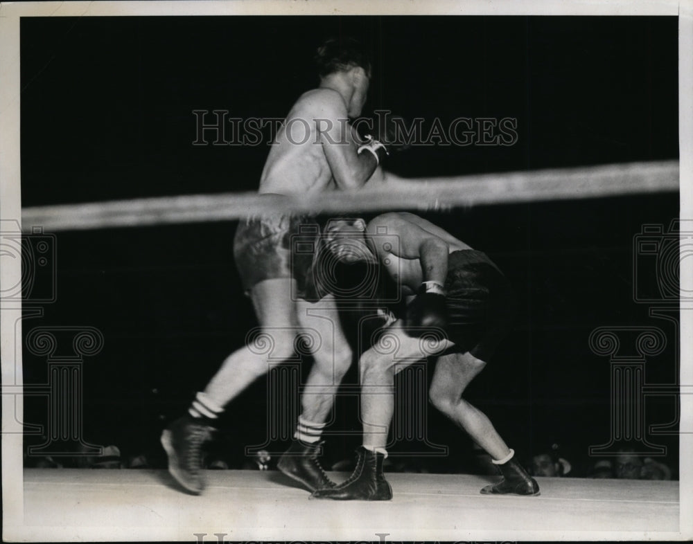 1935 Press Photo Frankie Klick throws left at Barney Ross in Miami Fla- Historic Images