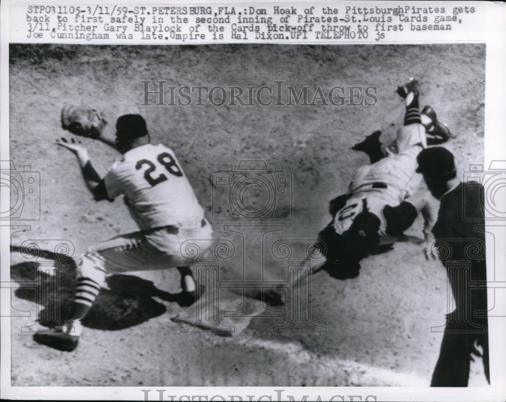 1959 Press Photo Don Hoak of Pirates gets back to 1st safely - nes32237- Historic Images
