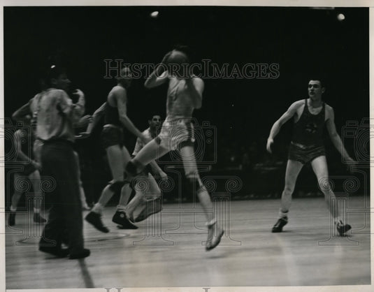 1936 Press Photo Temple Us Don Shields vs McPhersons Oilers - nes32337- Historic Images