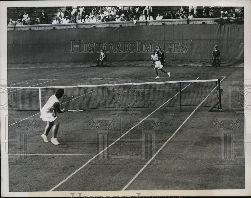 1934 Press Photo Betty Nuthall vs Baroness Maude Levi at Forest Hills tennis