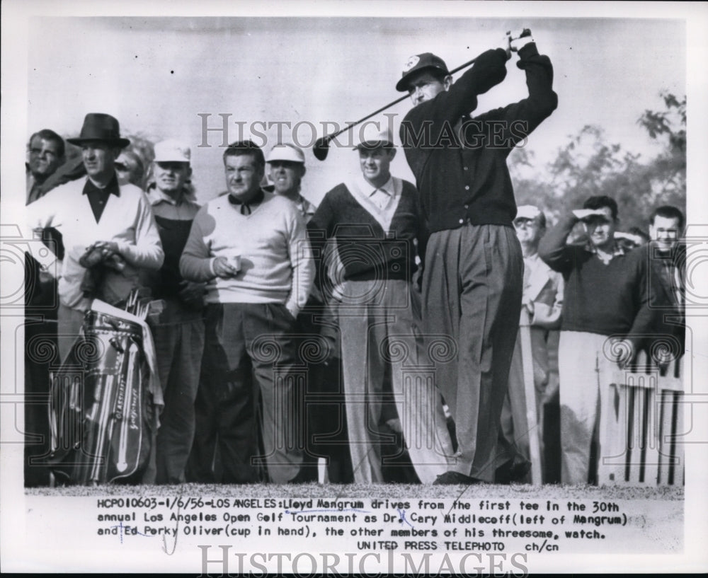 1956 Press Photo Lloyd Mangrum drives from 1st tee at Los Angeles Open- Historic Images