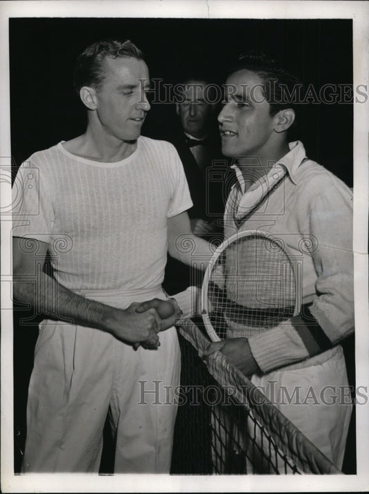 1944 Press Photo Sidney Wood & Francisco Segura win singles exhibition matches- Historic Images