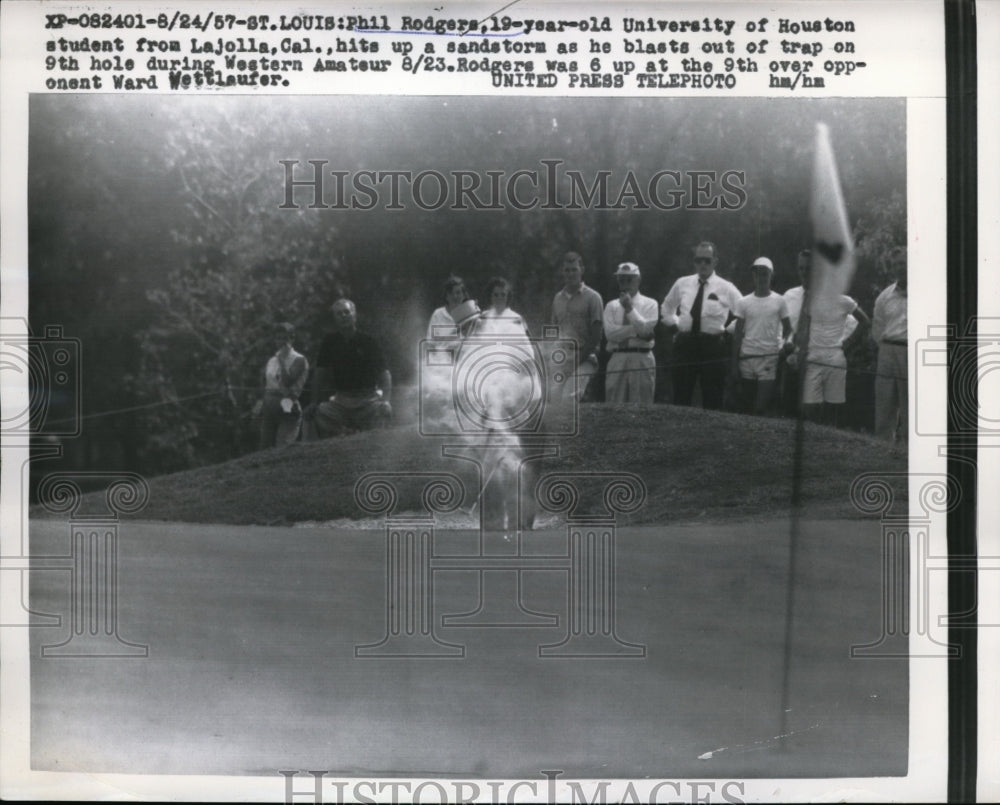 1957 Press Photo Phil Rodgers blasts out of sand trap at 9th hole - nes32931- Historic Images